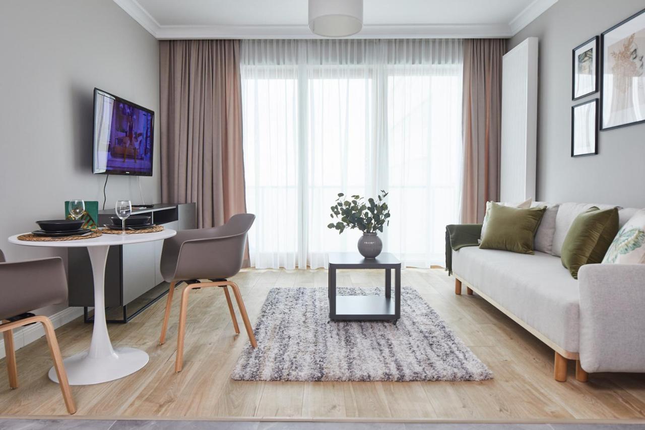 Metro Imielin Apartments Varšava Exteriér fotografie